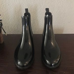 Sam Edelman black rain boots